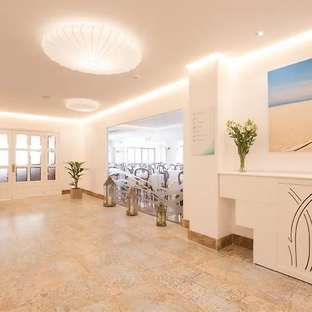 贝拉海滩spa酒店 4* 卡拉纳雅达