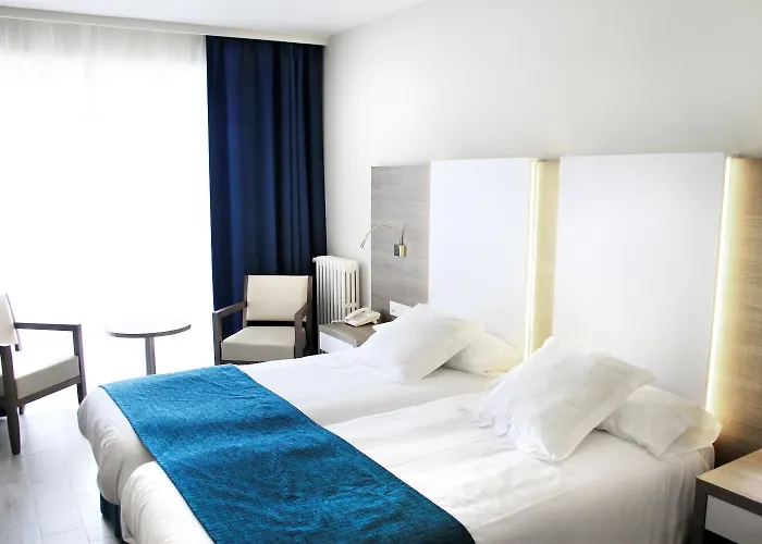 Hotel Bella Playa & 4*