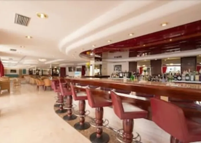 Bella Playa & فندق كالا راتخاذا