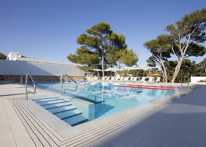 Bella Playa & Hotel 4*