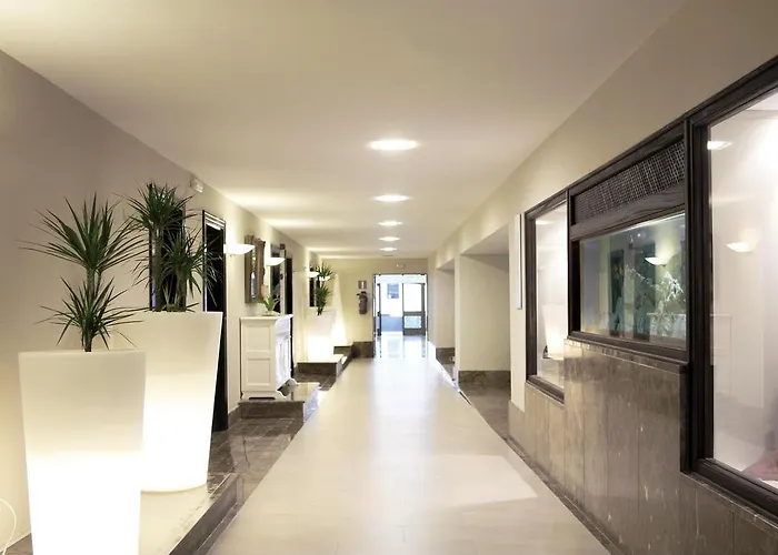 Bella Playa & Готель Кала-Ратхада